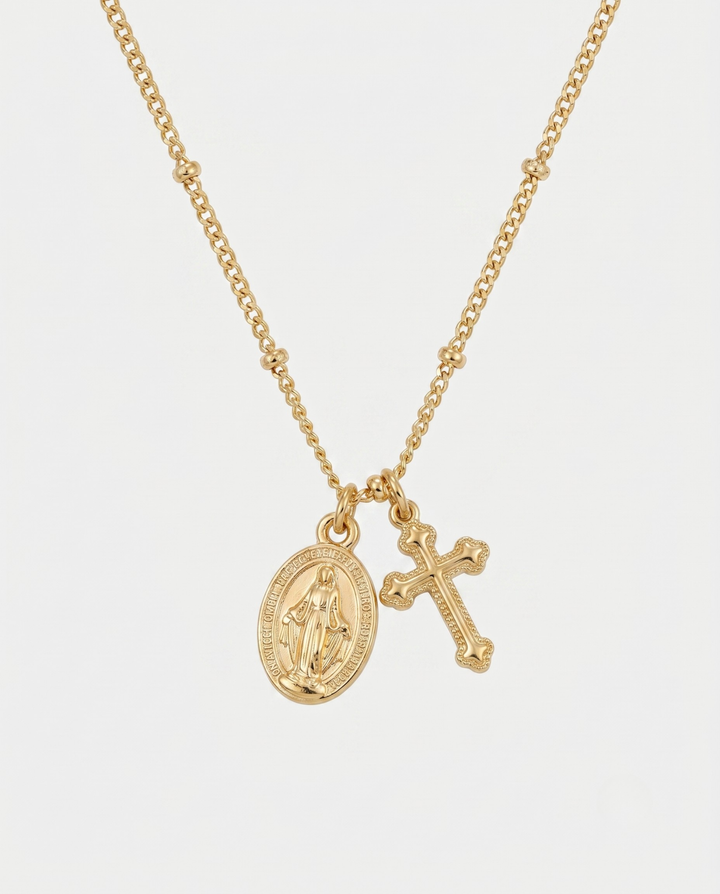 Fé Halskæde med Kors og Medalje