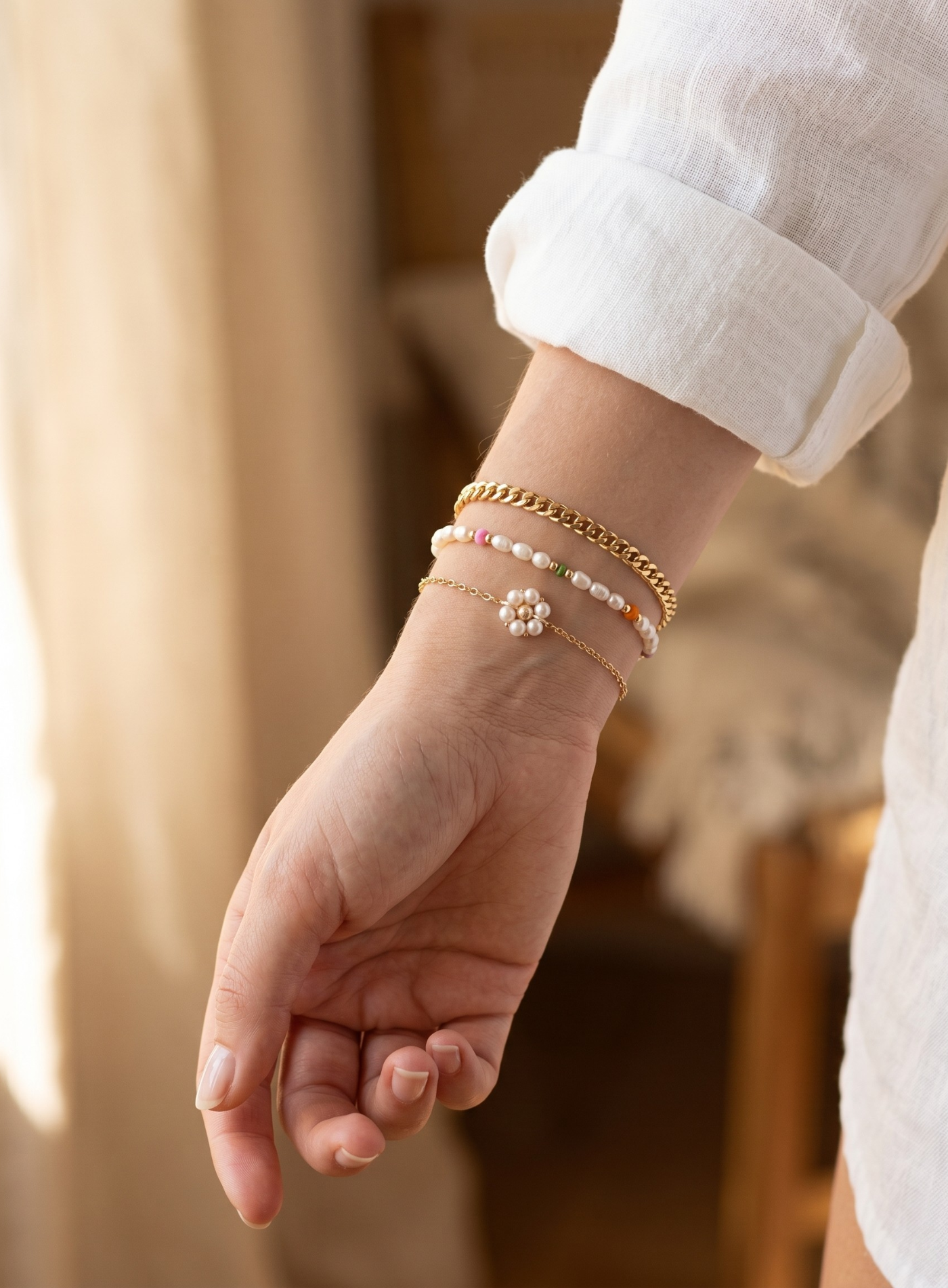 Set af Armbånd i Guld og Perler