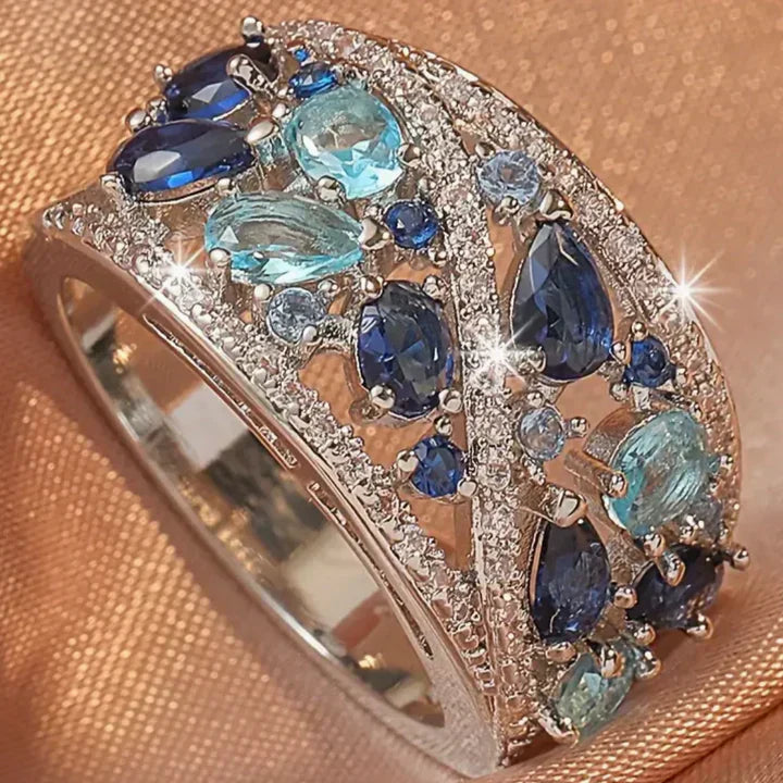 Vintage Ring med Blå Cubic Zirconia