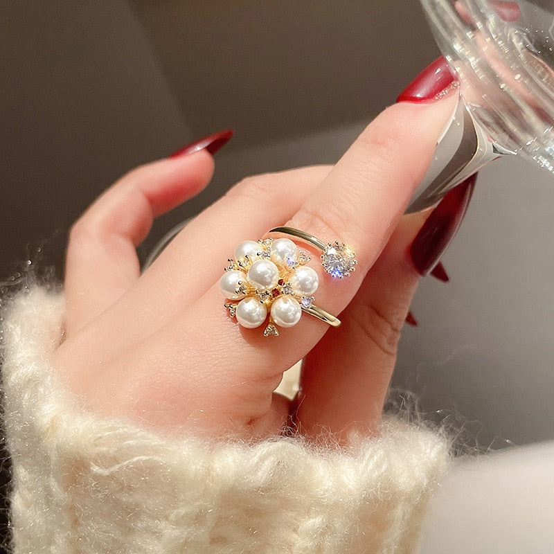 Justerbar ring med smukke perler