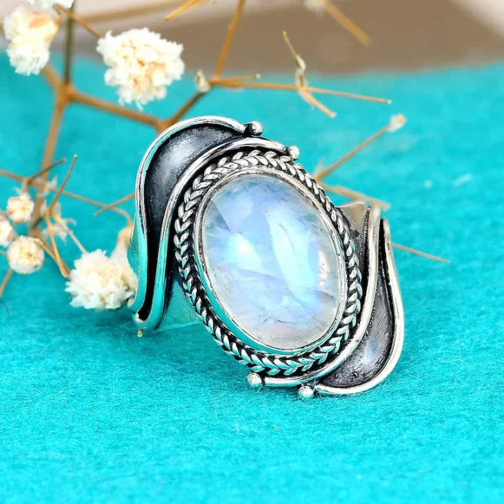 Elegant Ring med Måne