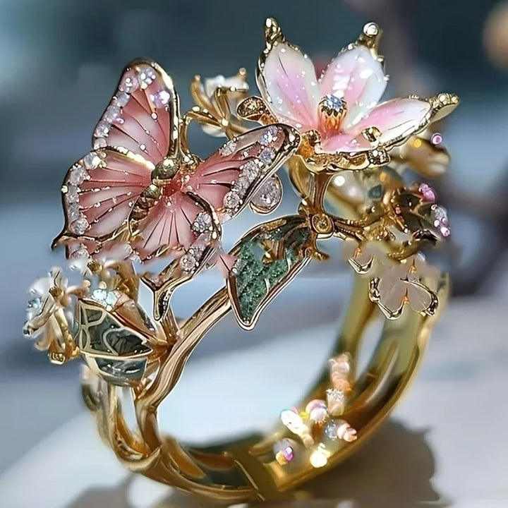 Naturglitrende sommerfuglering med cubic zirconia