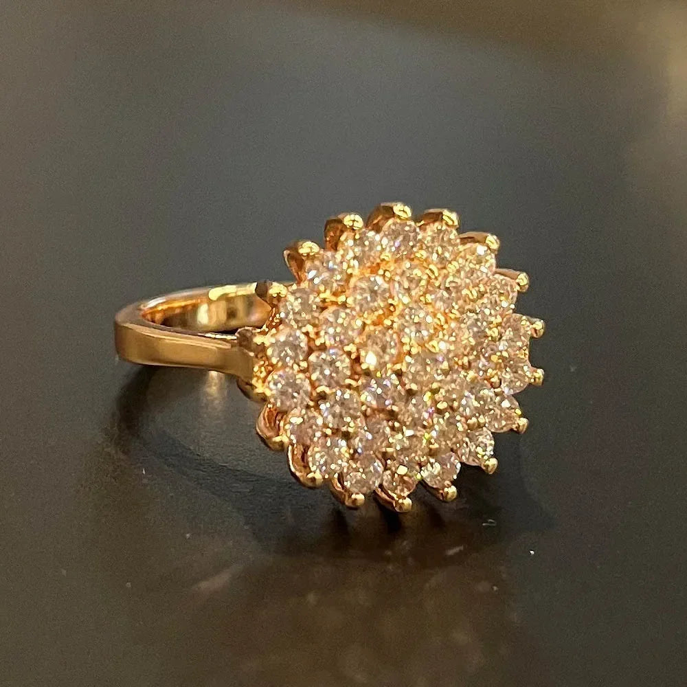 Prstan Cvet in Zirconia s Kristali