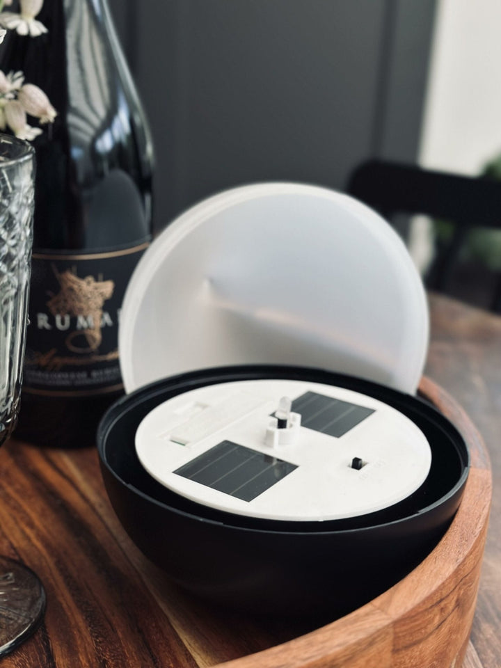 Bordlampe AURA med solceller