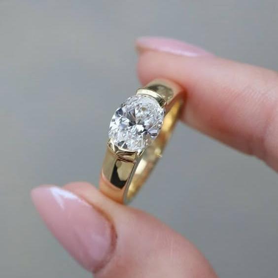 Vintage Ring i Guld og Cubic Zirconia