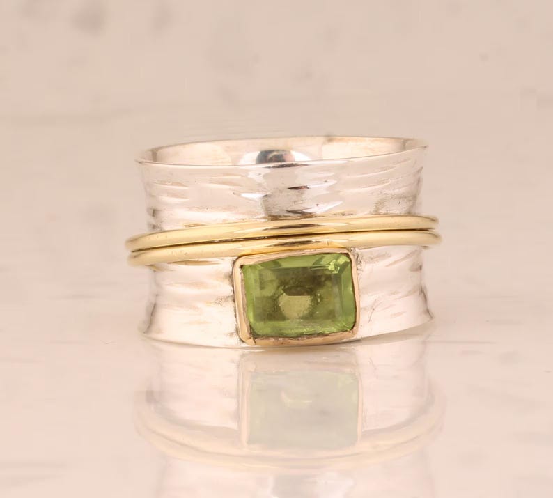 Ring af ædelsten