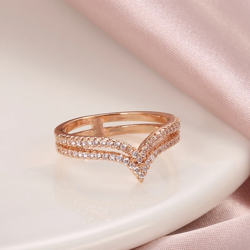 Elegant skinnende ring