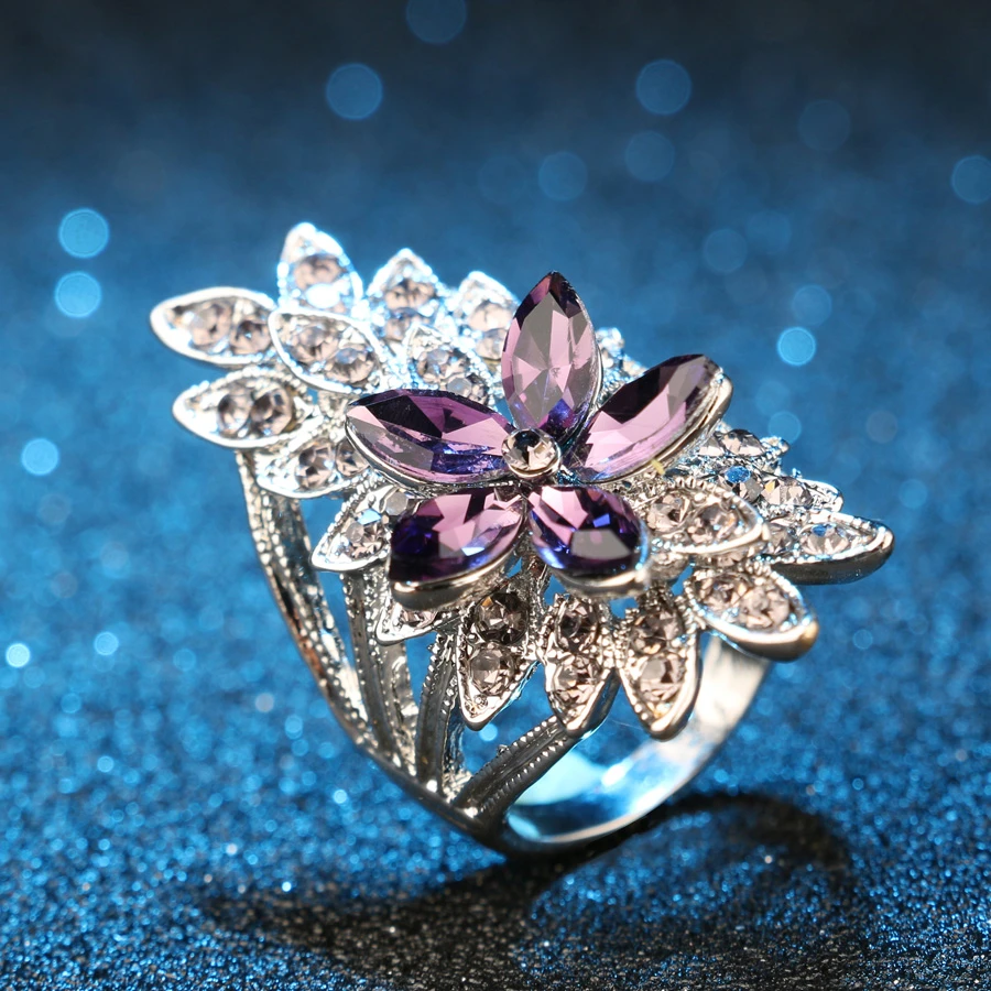 Elegant farverig ring med kubisk zirkonia