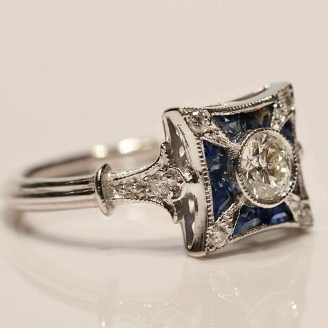 Vintage firkantet ring med blå zirkon
