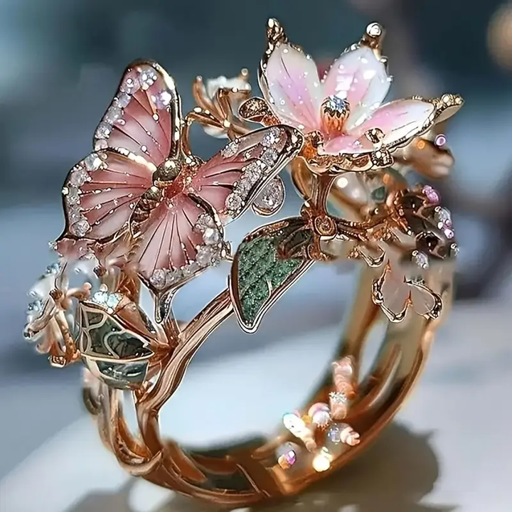 Naturglitrende sommerfuglering med cubic zirconia