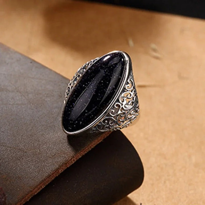 Vintage oval sølvring med sten